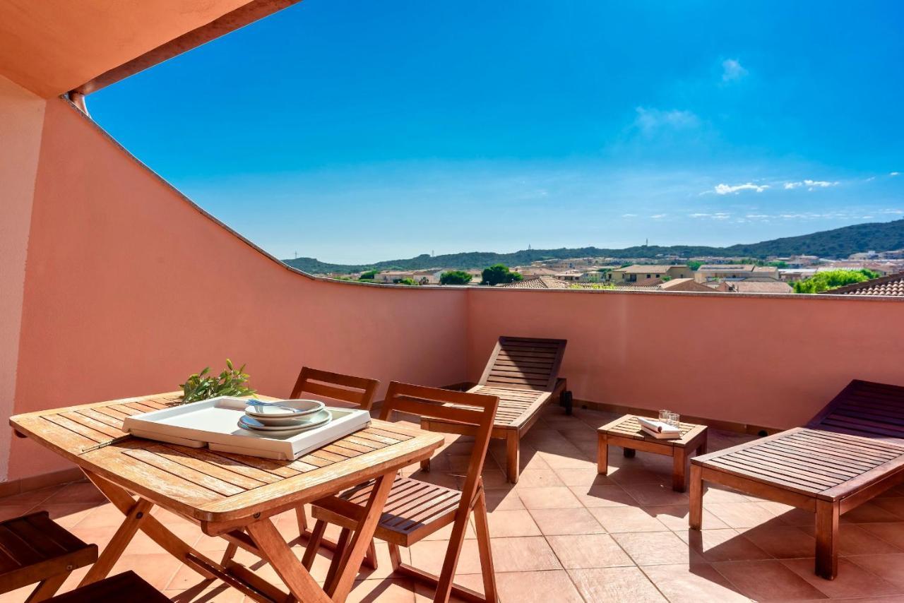 Apartments With Swimming Pool In Santa Teresa Di Gallura Santa Teresa Gallura Exterior foto
